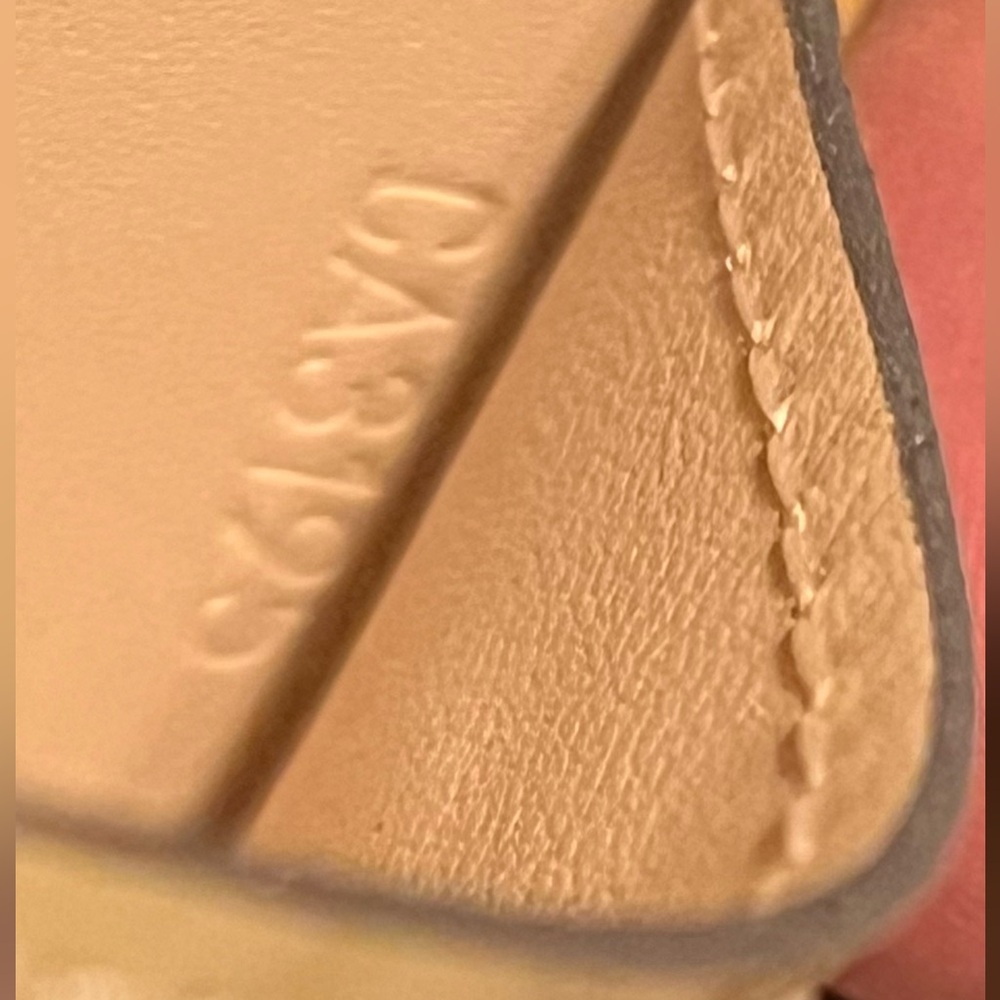 LOUIS VUITTON Ivory Yellow Monogram Card Wallet - Picture 14 of 14